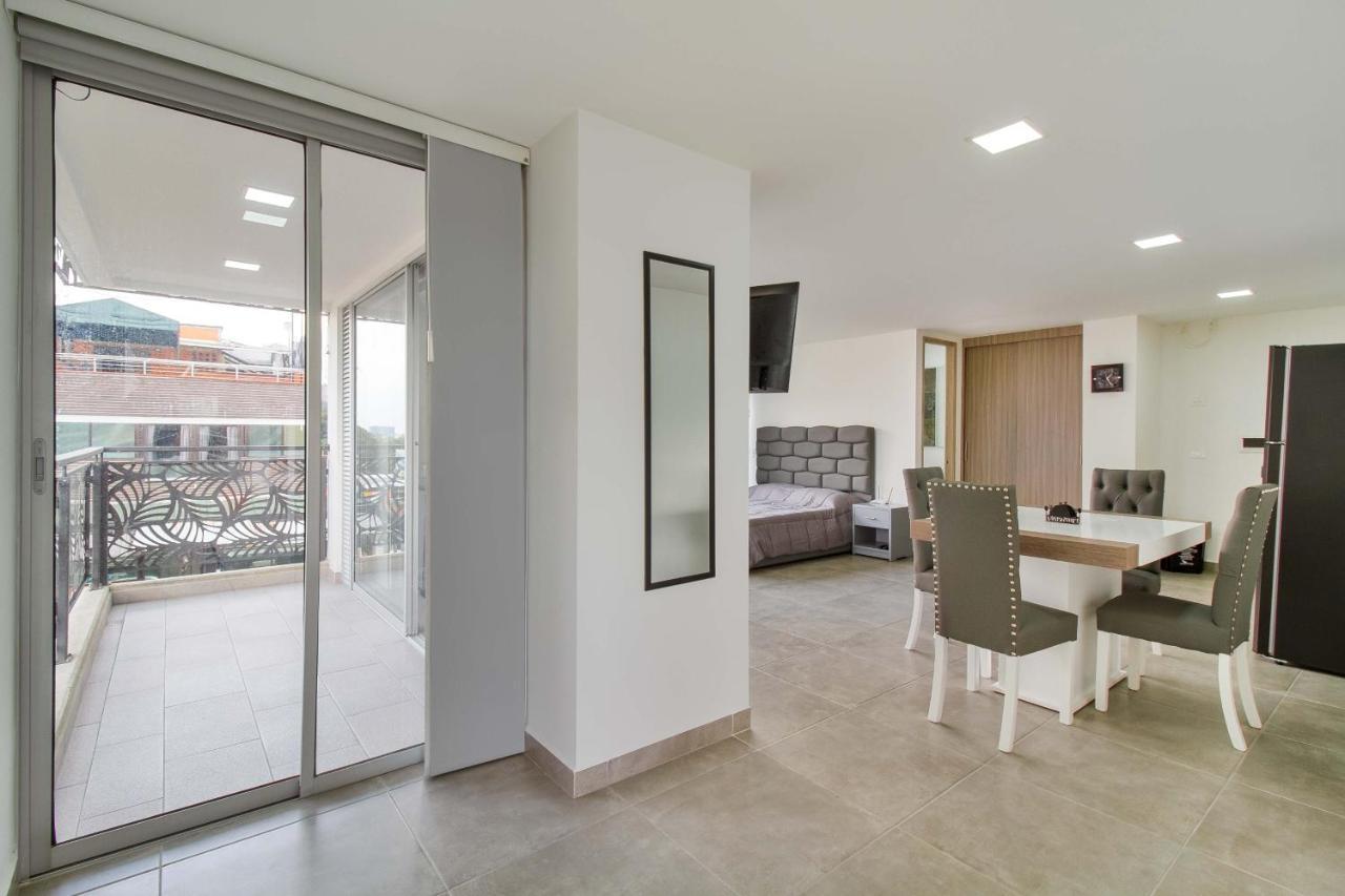 Camelot Apartahotel Medellín Exteriör bild