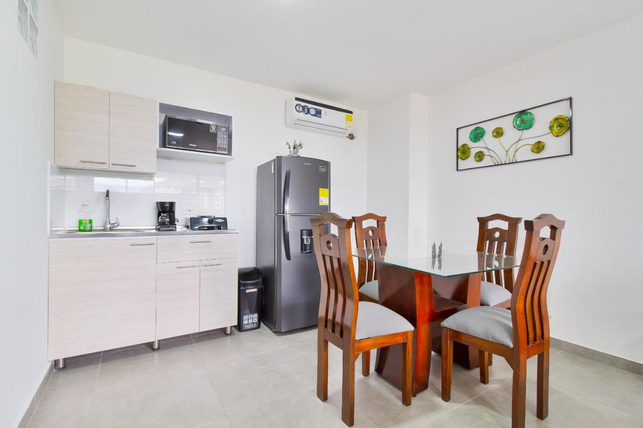 Camelot Apartahotel Medellín Exteriör bild